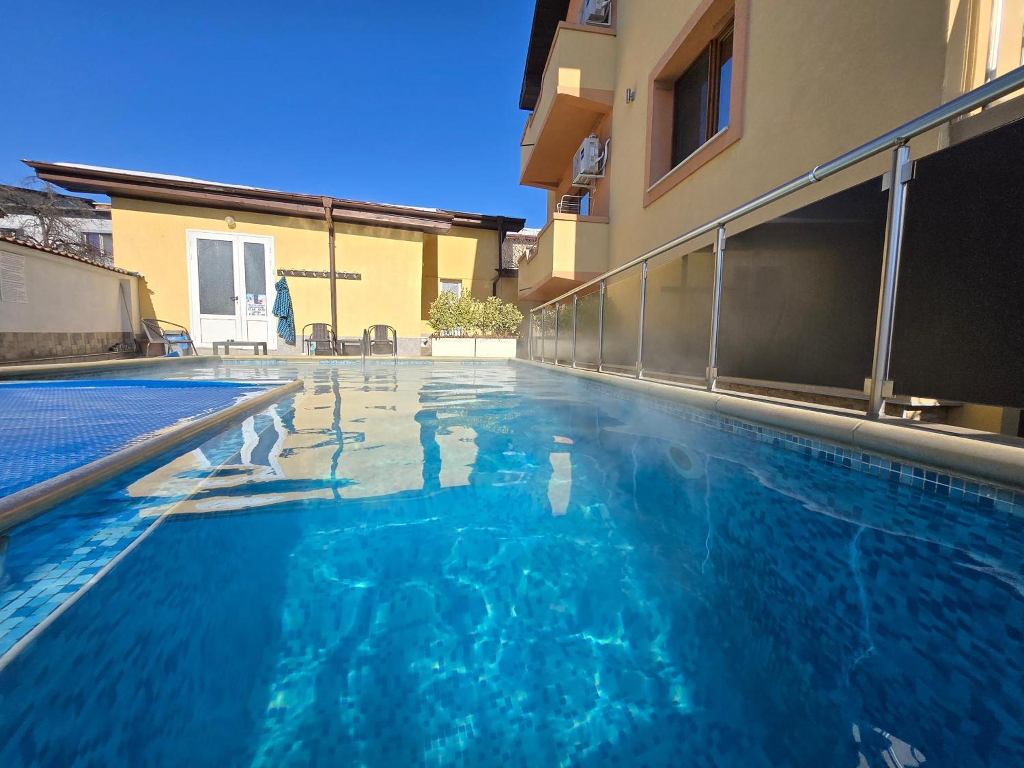 Family Hotel Dalia Velingrad Exteriör bild