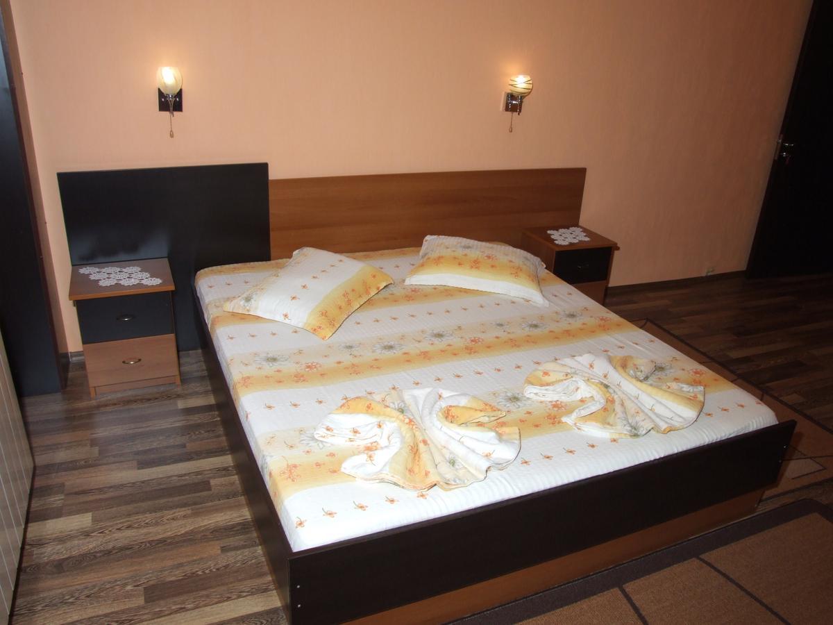 Family Hotel Dalia Velingrad Exteriör bild
