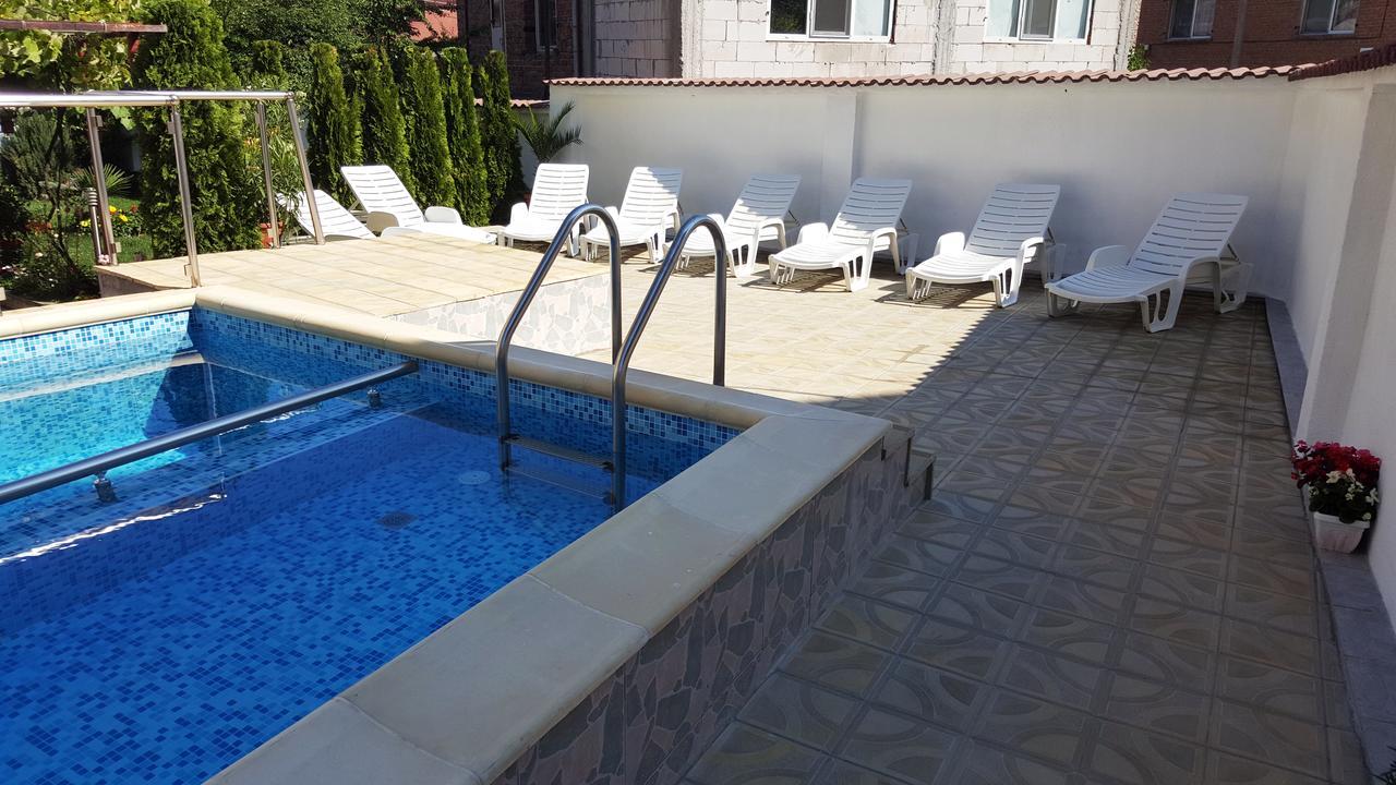 Family Hotel Dalia Velingrad Exteriör bild