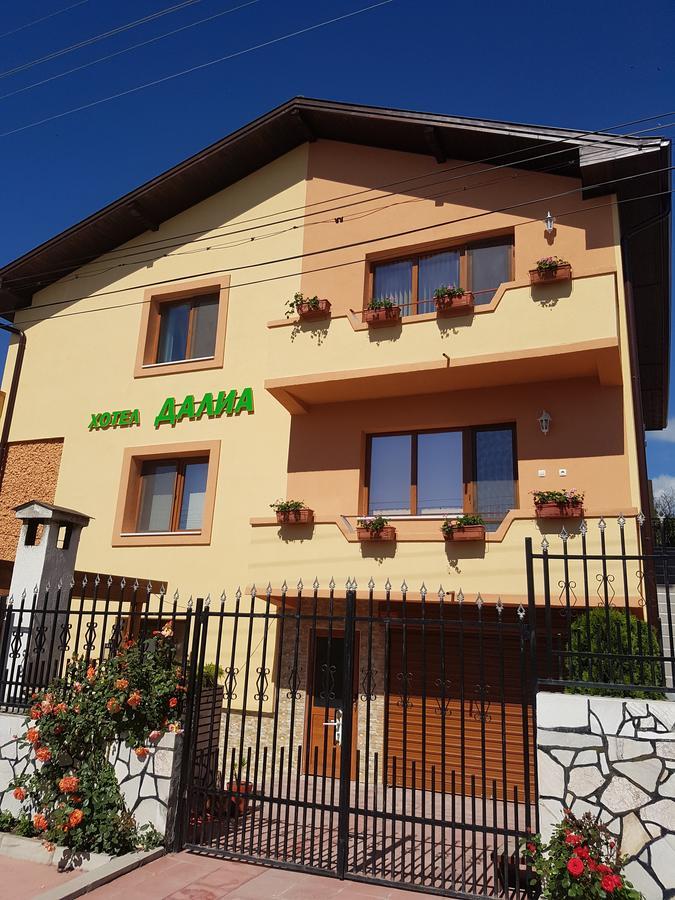 Family Hotel Dalia Velingrad Exteriör bild