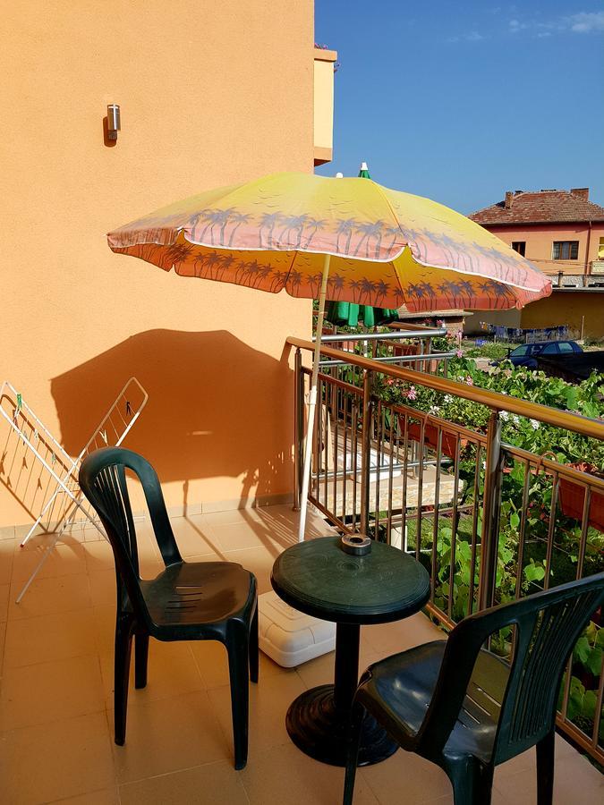 Family Hotel Dalia Velingrad Exteriör bild
