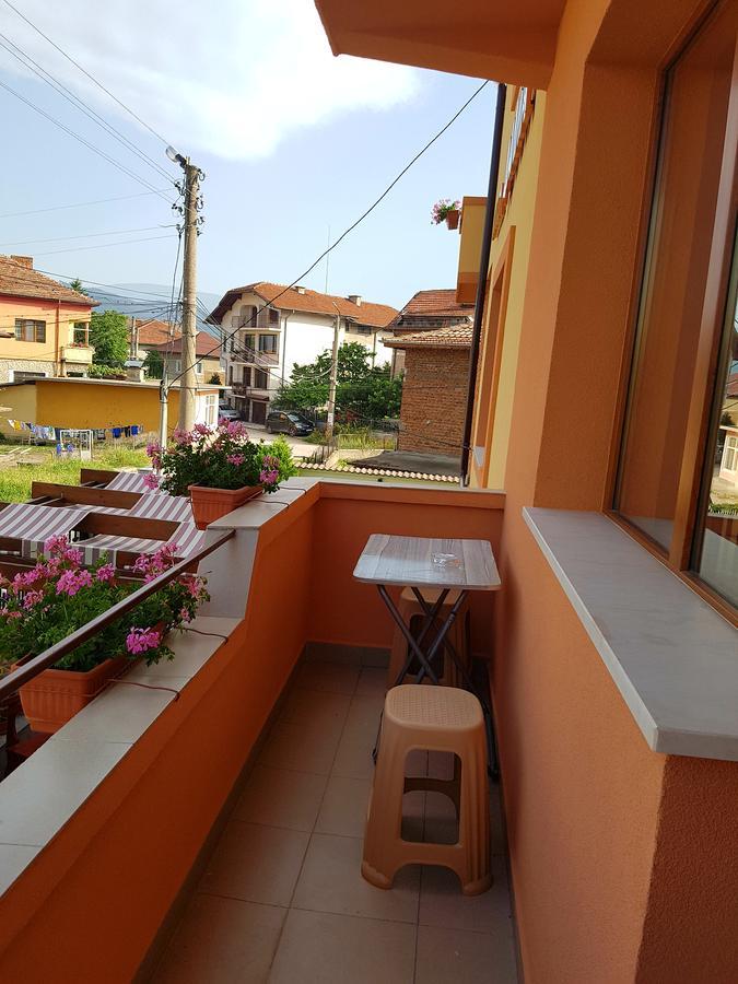 Family Hotel Dalia Velingrad Exteriör bild