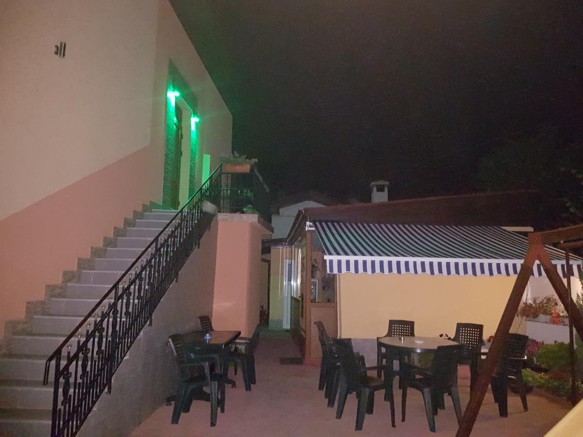 Family Hotel Dalia Velingrad Exteriör bild