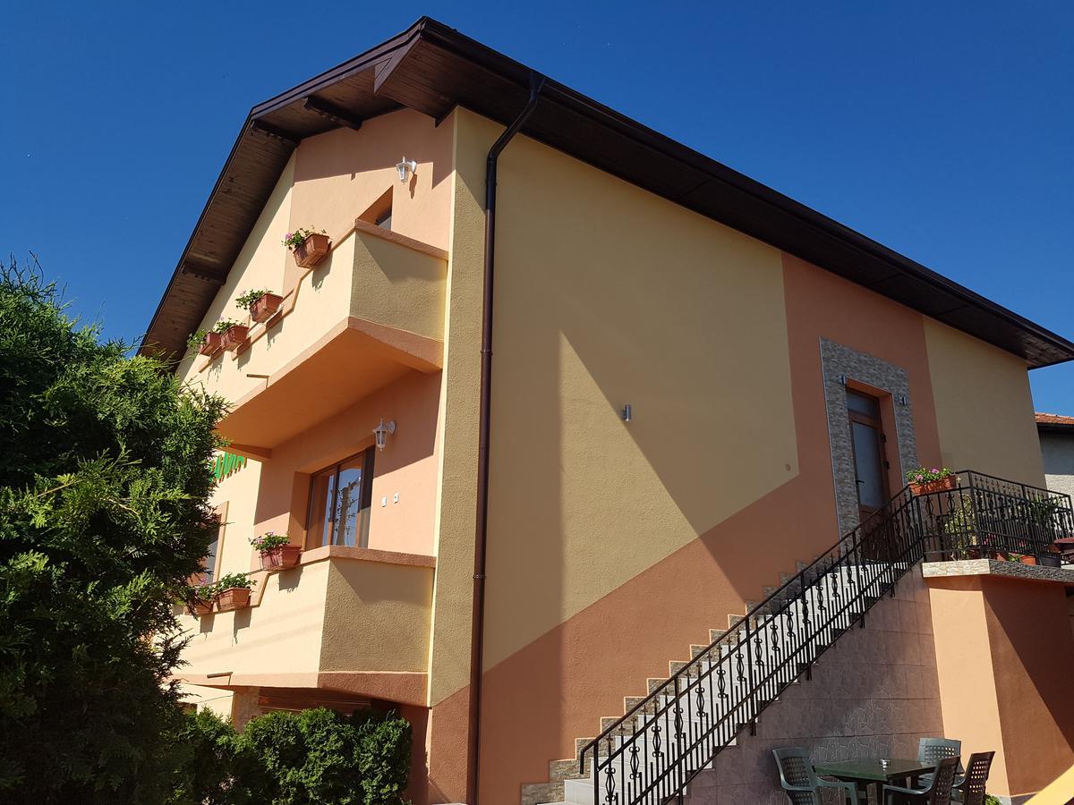 Family Hotel Dalia Velingrad Exteriör bild
